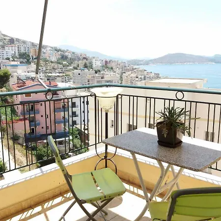 Teuta Apartament Apartment